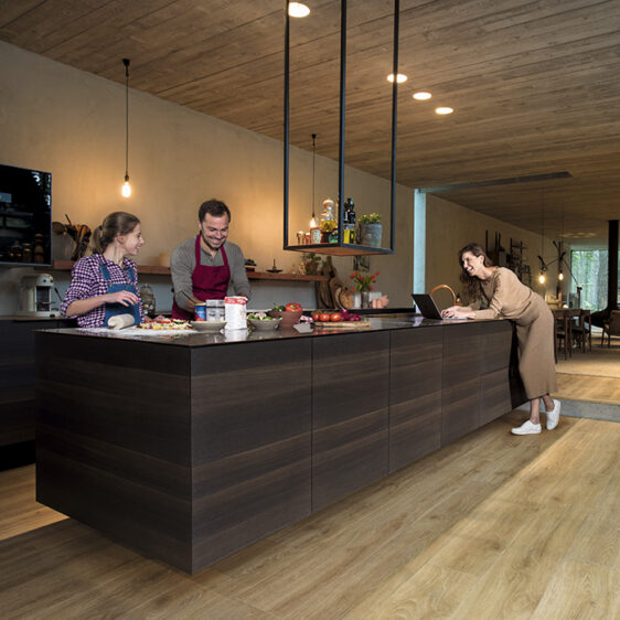 Ламінована підлога Quick-Step MAJESTIC MJ3546 Дуб лісовий натуральний