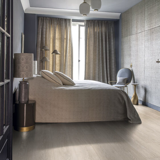 Ламінована підлога Quick-Step MAJESTIC MJ3554 Дуб долина світло-бежевий